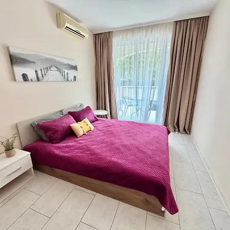 Dkapartments Amrita Апартамент *