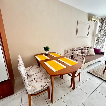 Dkapartments Amrita Apartment *